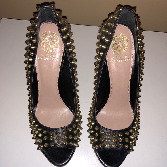 NWOT VINCE CAMUTO ”Mandie” SEXY Studded Spike Peep Toe Heels/ Pumps - Picture 8 of 10